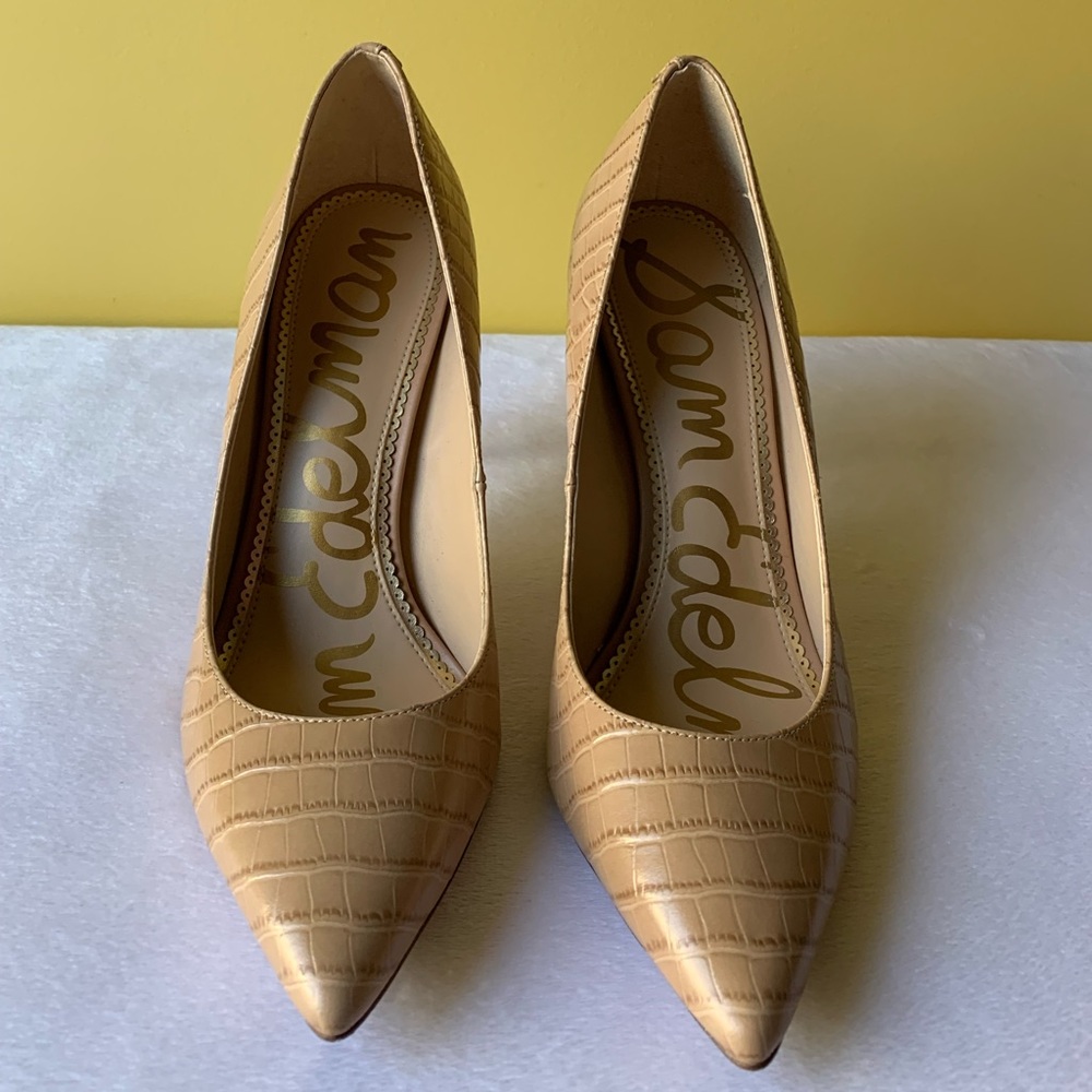 Sam Edelman Tan Croc-Embossed Pointed Toe Pumps